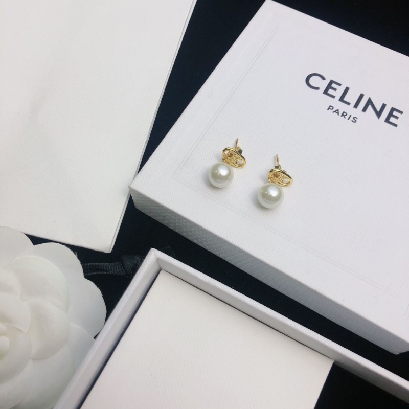 Ce**e earrings